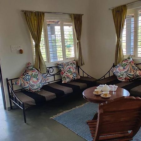 Shakuntala Farms - Rustic Farmstay With Modern Comforts Nashik Exteriör bild