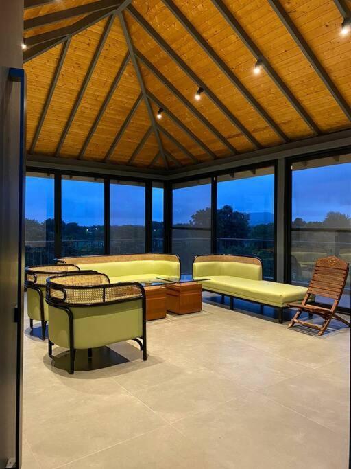 Shakuntala Farms - Rustic Farmstay With Modern Comforts Nashik Exteriör bild