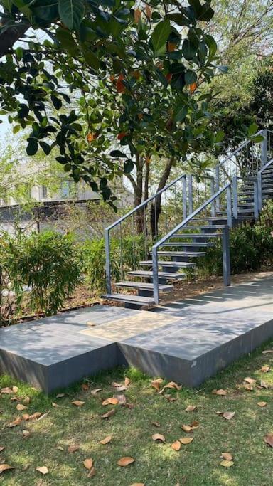 Shakuntala Farms - Rustic Farmstay With Modern Comforts Nashik Exteriör bild